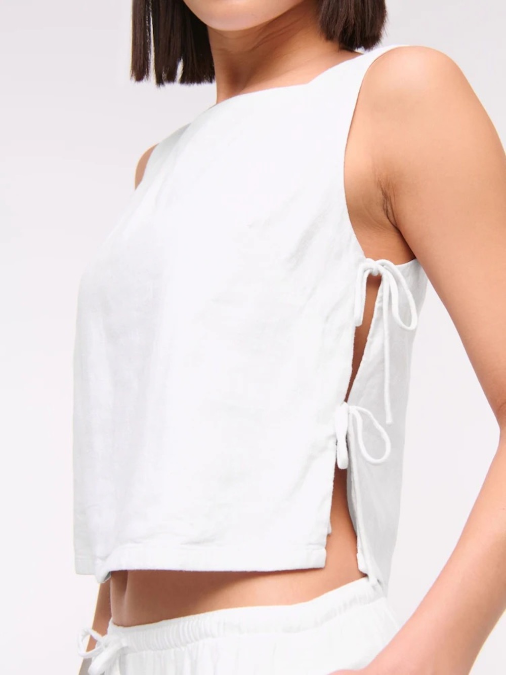 Abercrombie & Fitch White Sleeveless Tie-Side Linen Tank